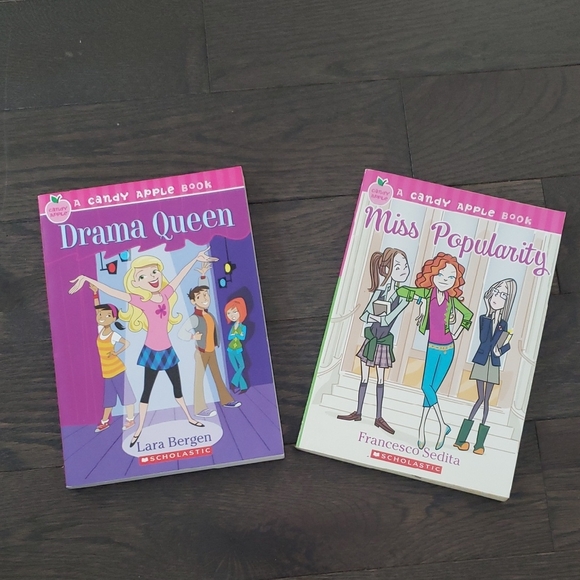 Other - 2/$28🌸 2 Candy Apple Books